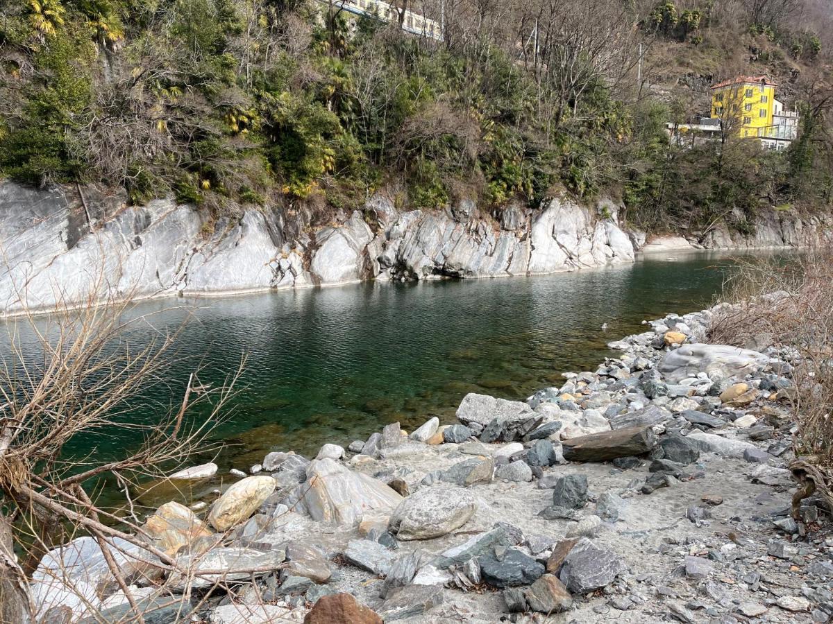 Blue River Losone Exteriör bild